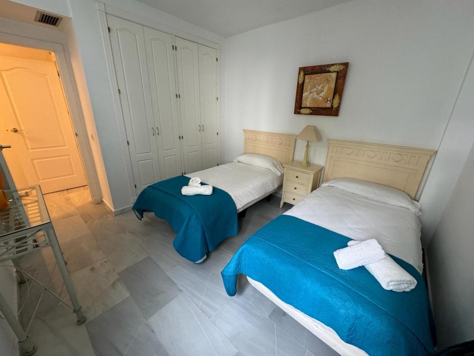 Apartamentos Naranjos Del Sol มาร์เบยา ภายนอก รูปภาพ