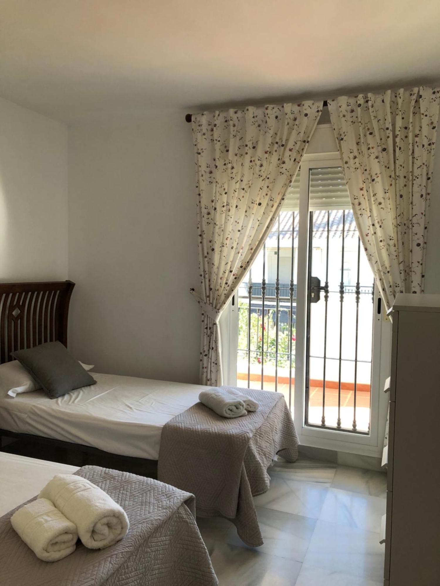 Apartamentos Naranjos Del Sol มาร์เบยา ภายนอก รูปภาพ