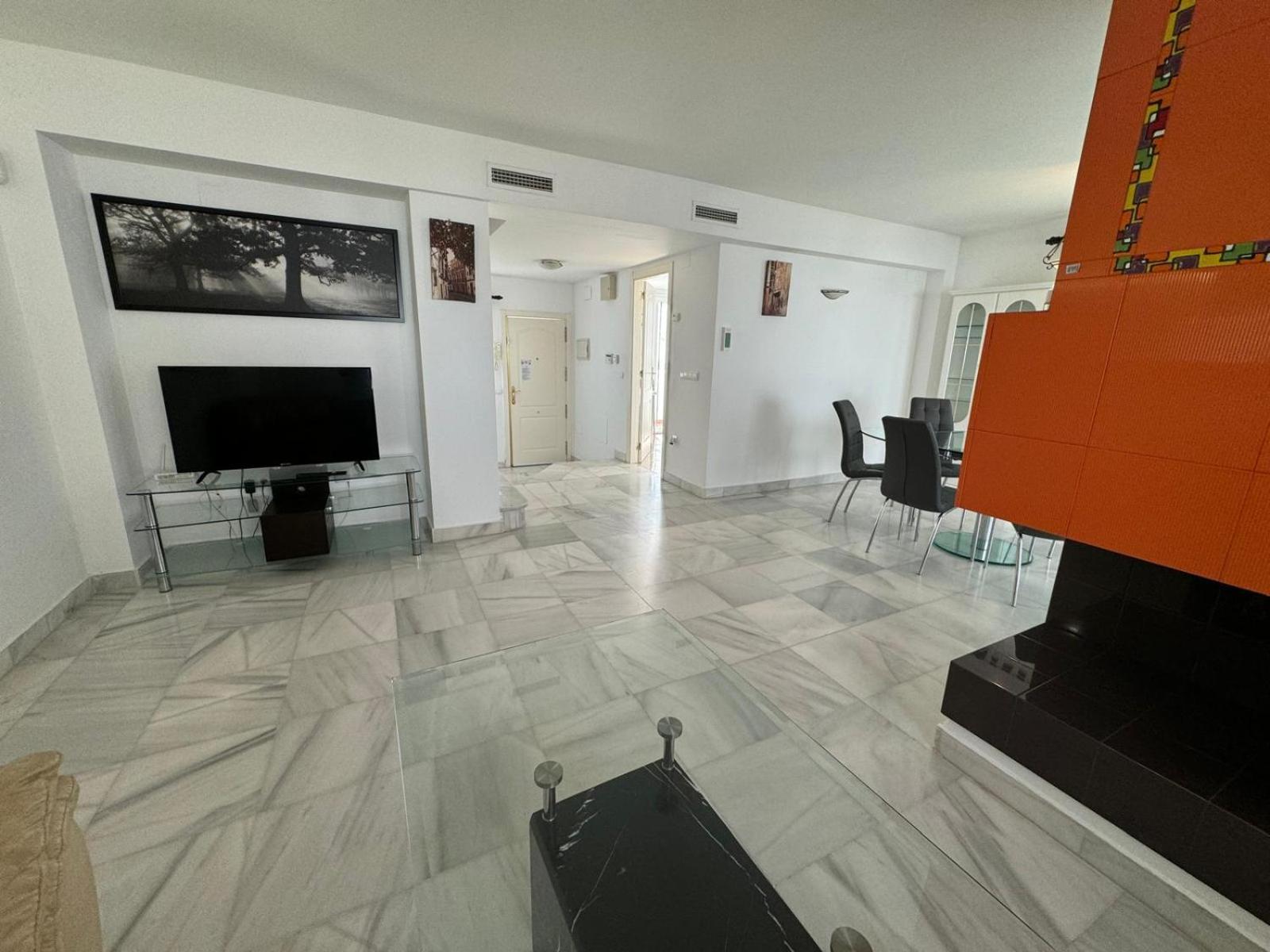 Apartamentos Naranjos Del Sol มาร์เบยา ภายนอก รูปภาพ