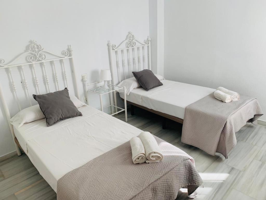 Apartamentos Naranjos Del Sol มาร์เบยา ภายนอก รูปภาพ