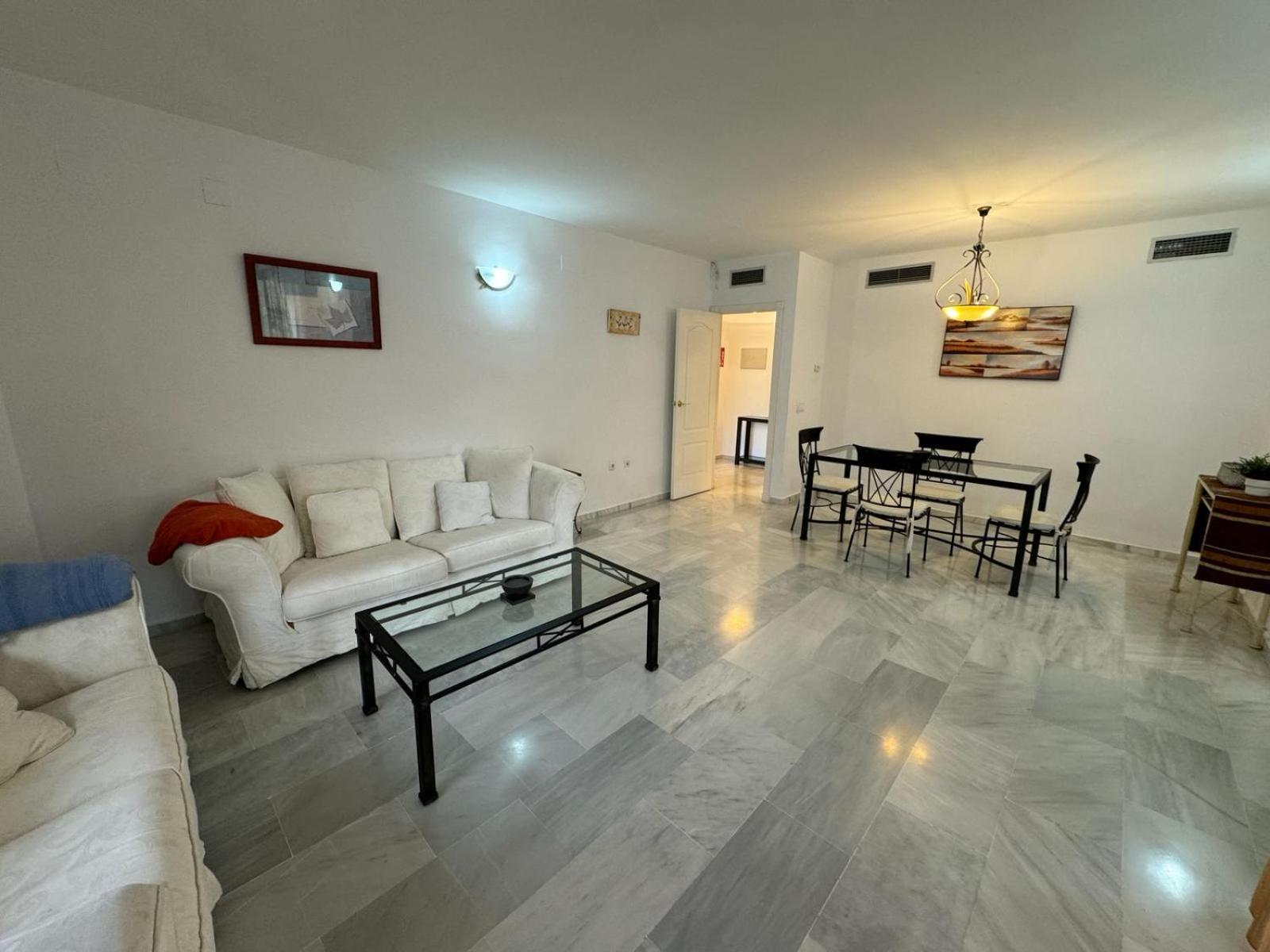 Apartamentos Naranjos Del Sol มาร์เบยา ภายนอก รูปภาพ
